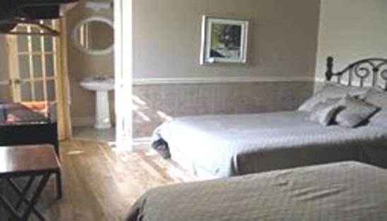 Chicoutimi Auberge Les Deux Tours חדר תמונה